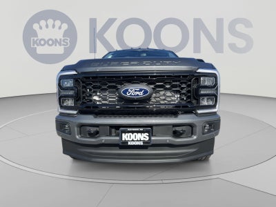 2027 Ford F-350SD Lariat