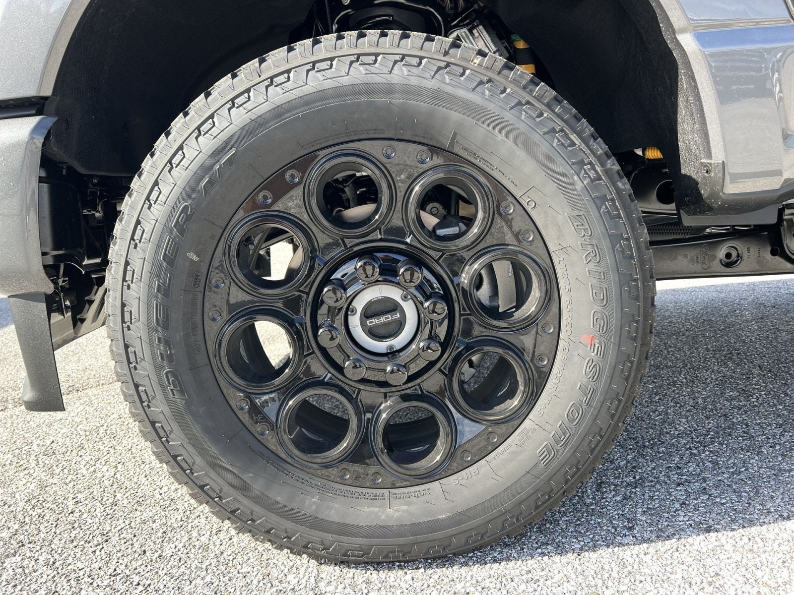 2027 Ford F-350SD Lariat