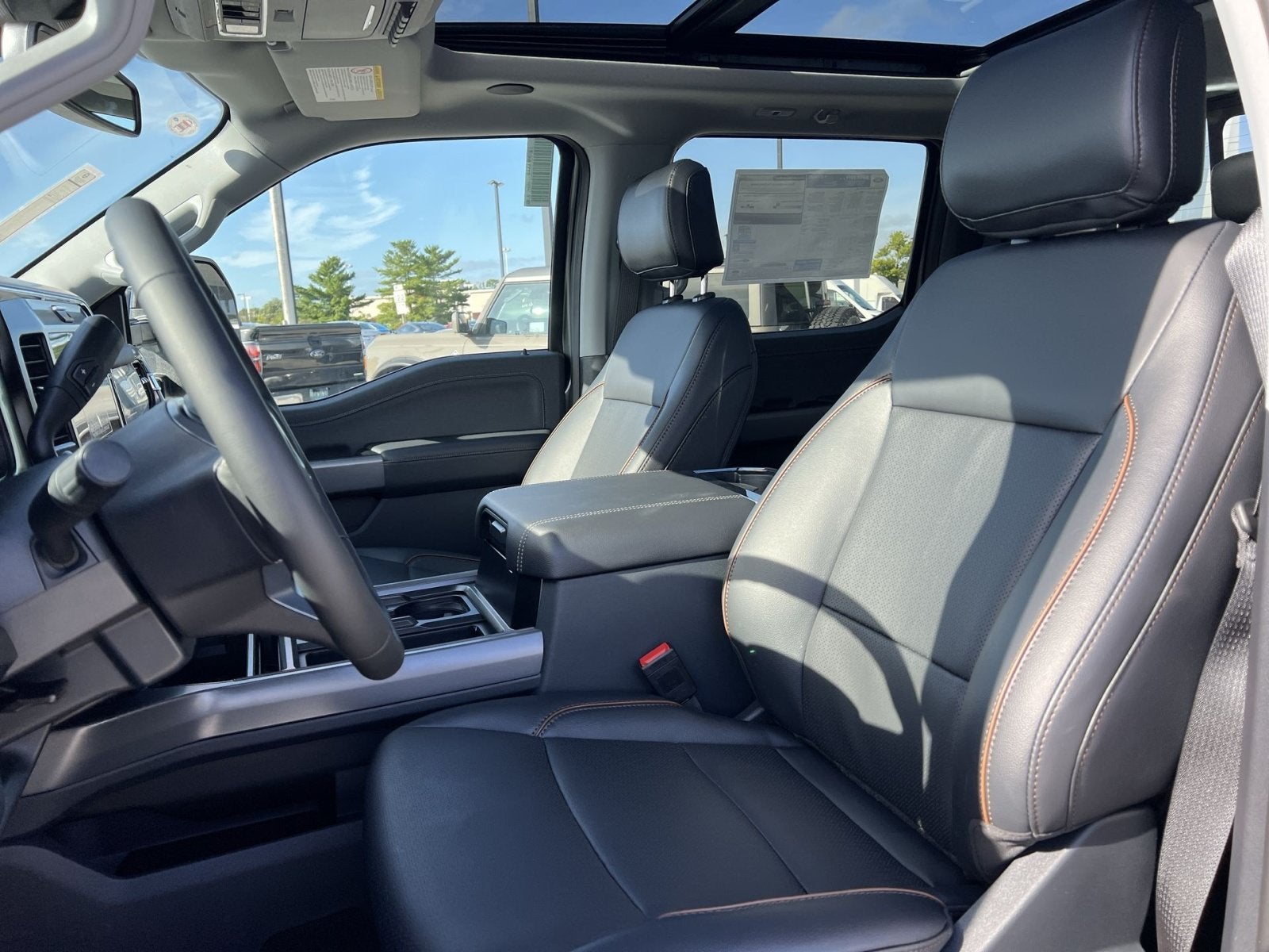 2027 Ford F-350SD Lariat