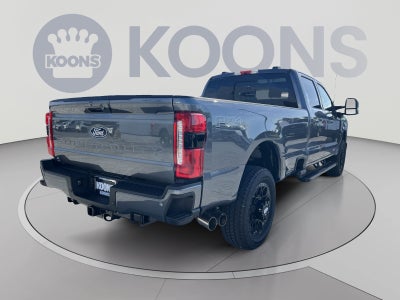 2027 Ford F-350SD Lariat