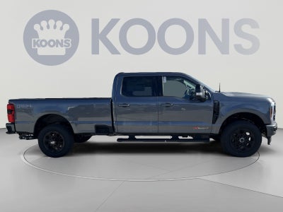 2027 Ford F-350SD Lariat
