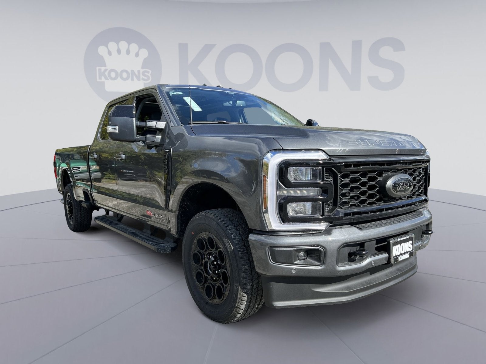 2026 Ford F-350SD Lariat