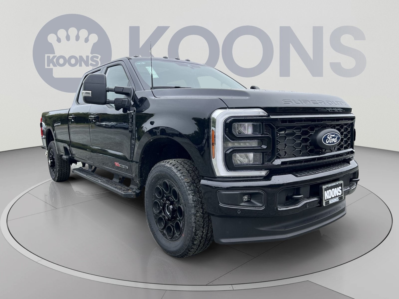 2027 Ford F-350SD Lariat