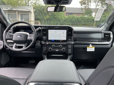 2027 Ford F-350SD Lariat