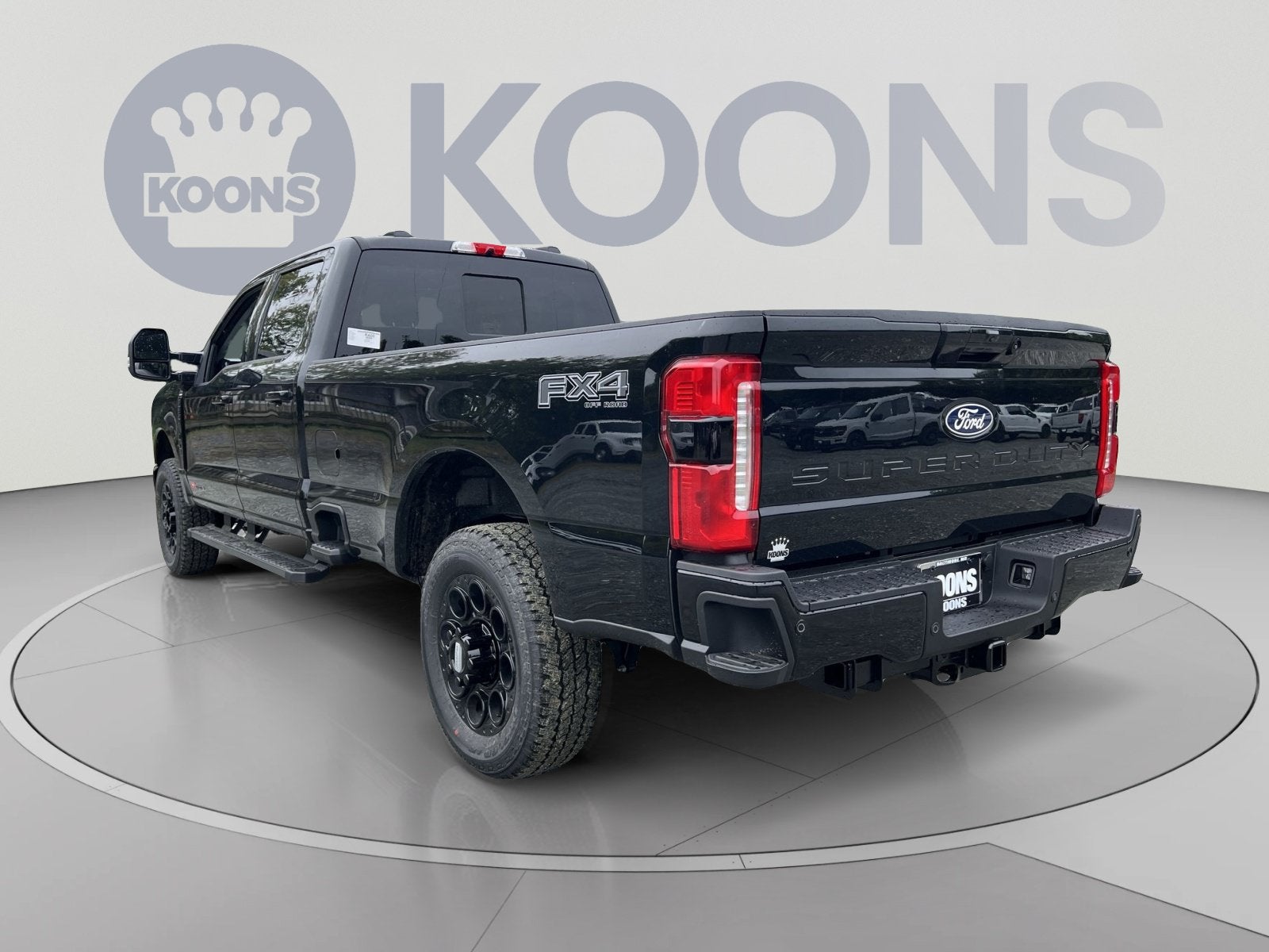 2027 Ford F-350SD Lariat