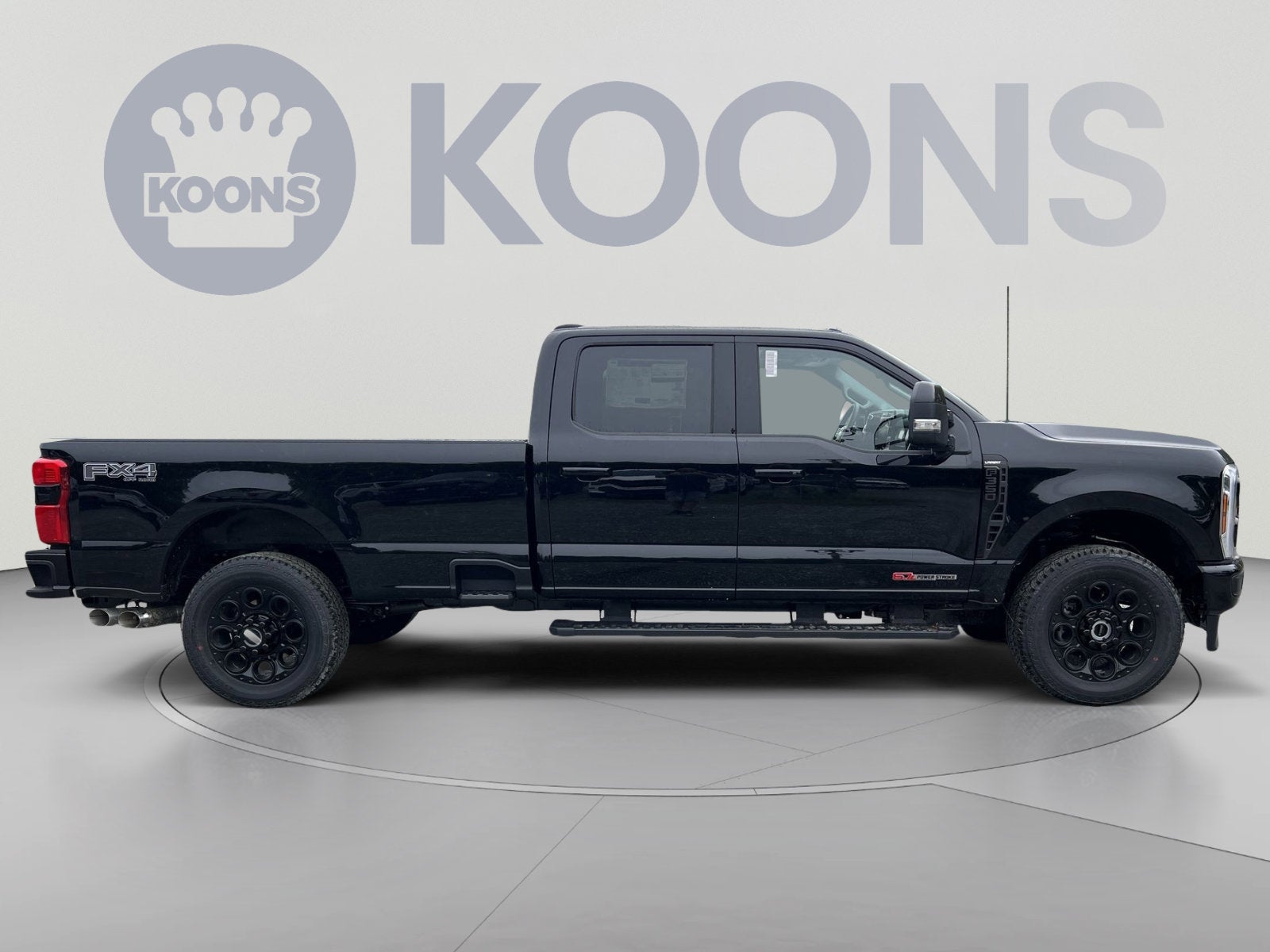 2027 Ford F-350SD Lariat