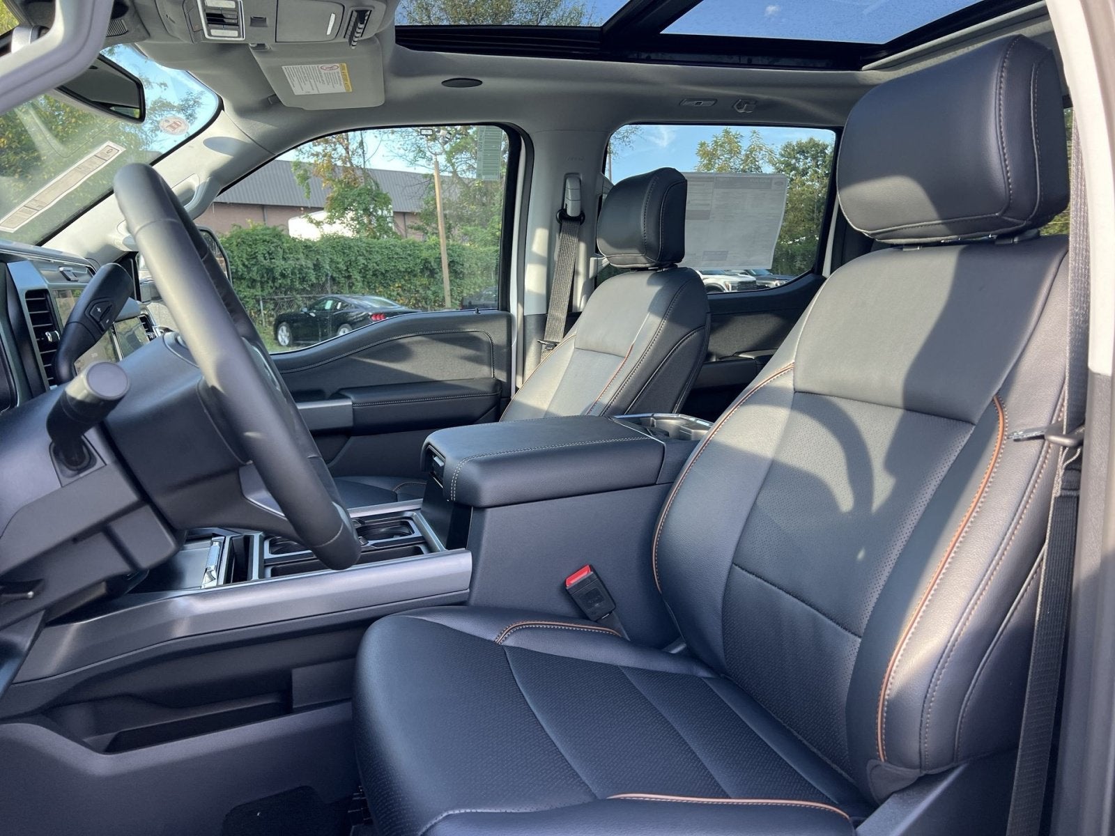 2027 Ford F-350SD Lariat
