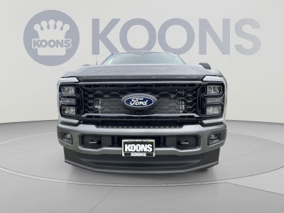 2027 Ford F-350SD XLT