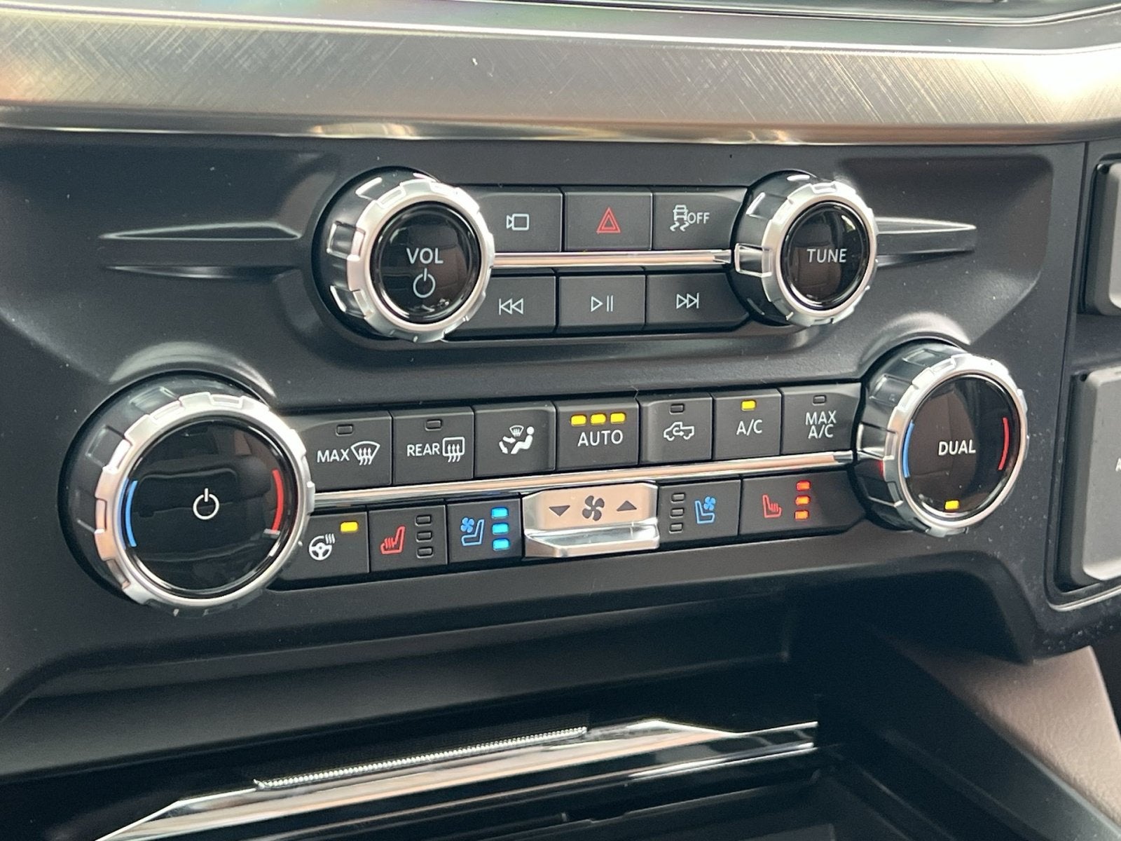 2027 Ford F-350SD King Ranch