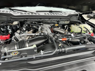 2027 Ford F-350SD Platinum
