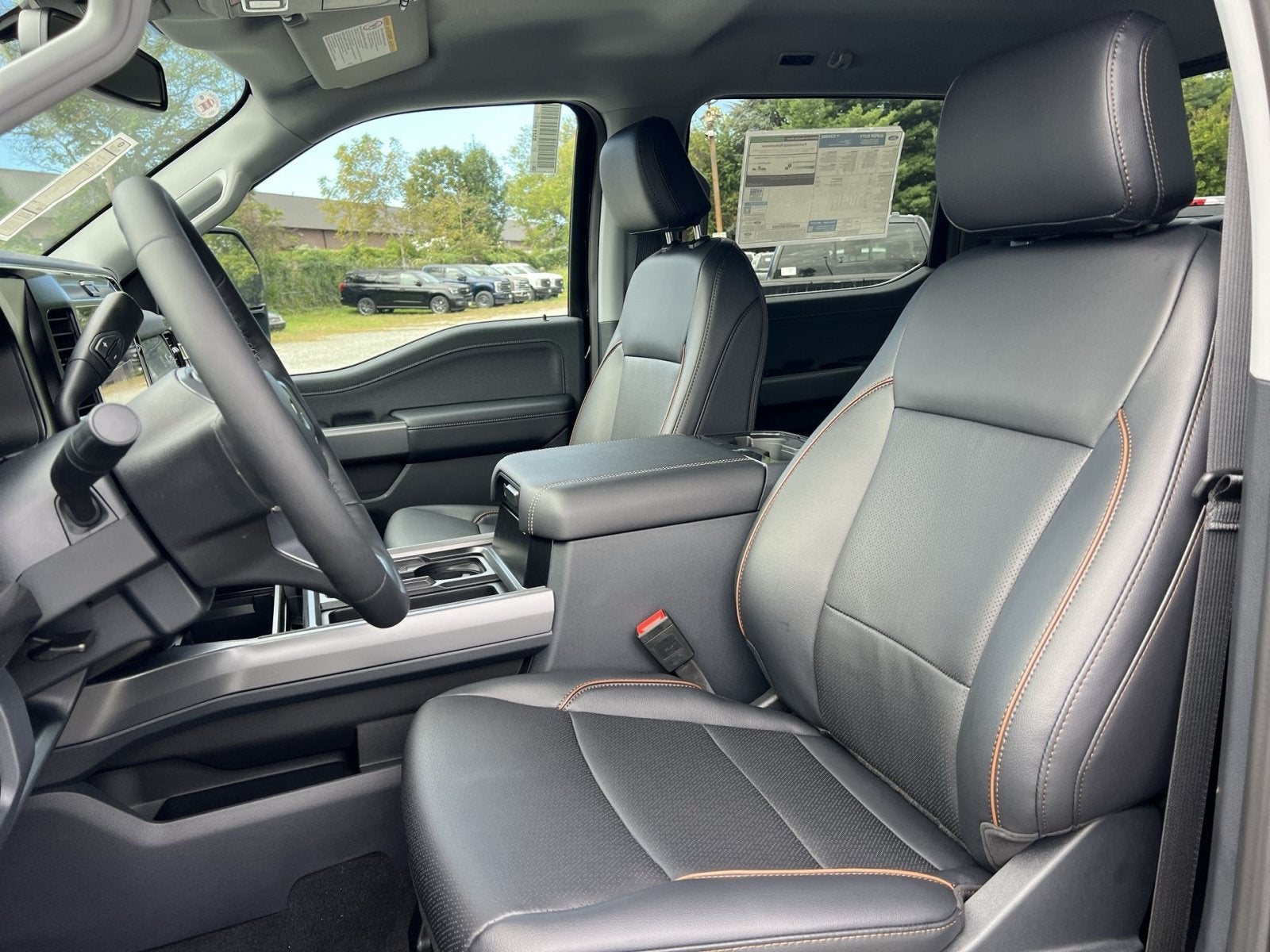 2027 Ford F-350SD Lariat
