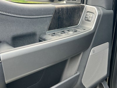 2027 Ford F-350SD Lariat