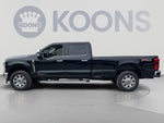 2027 Ford F-350SD Lariat