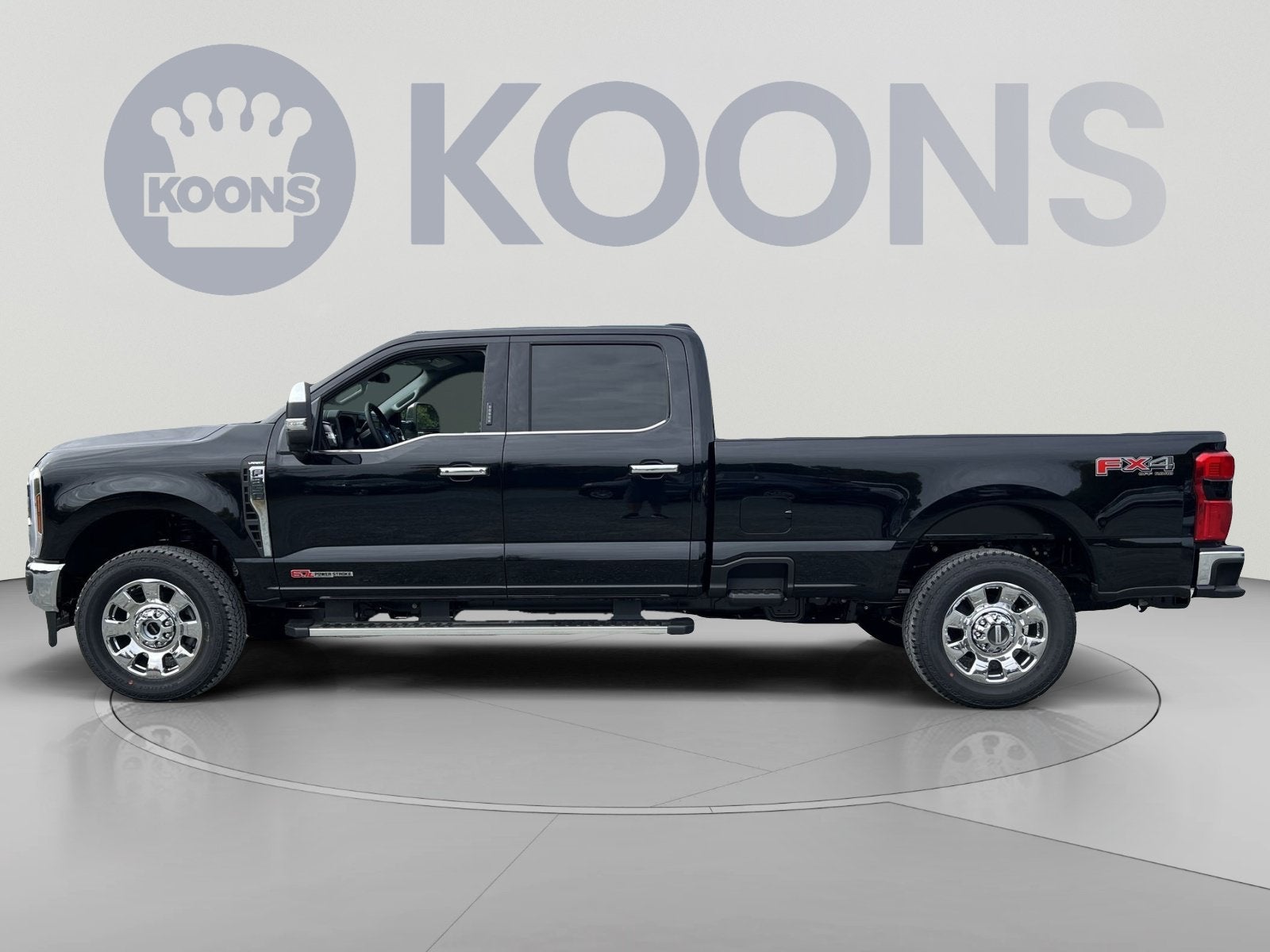 2027 Ford F-350SD Lariat