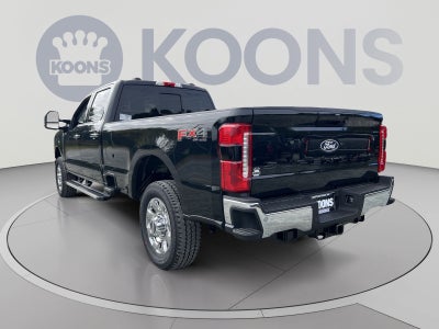 2027 Ford F-350SD Lariat