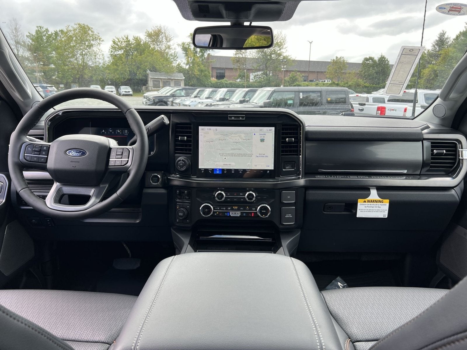 2027 Ford F-350SD Lariat