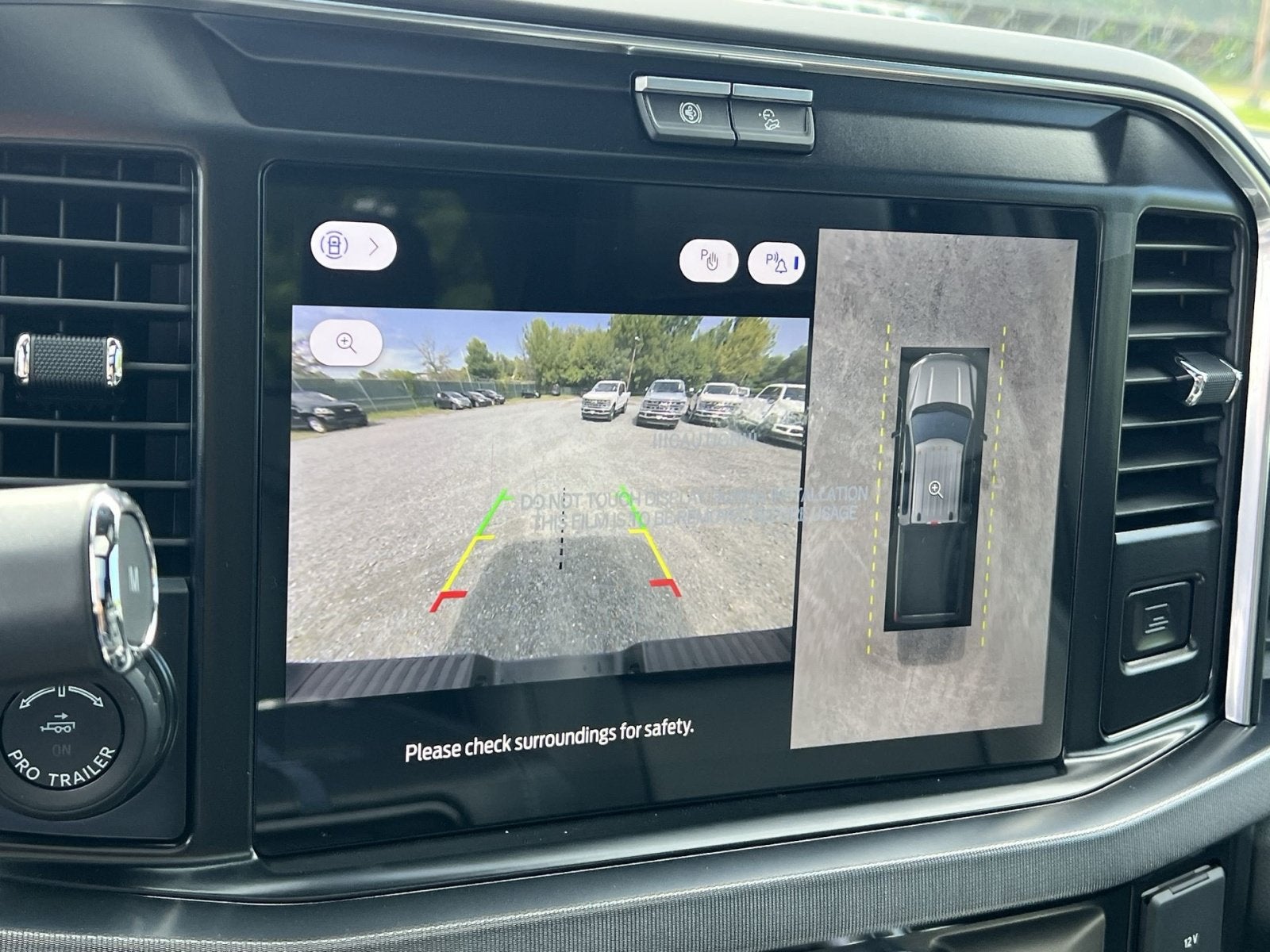 2027 Ford F-350SD Platinum