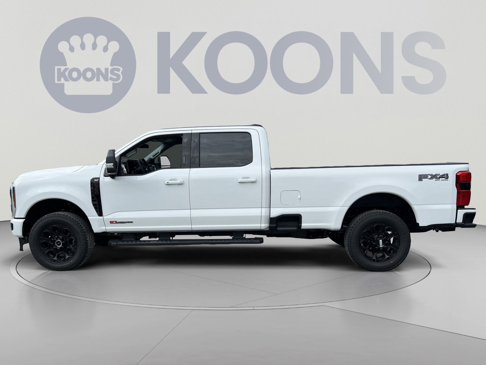 2027 Ford F-350SD XLT