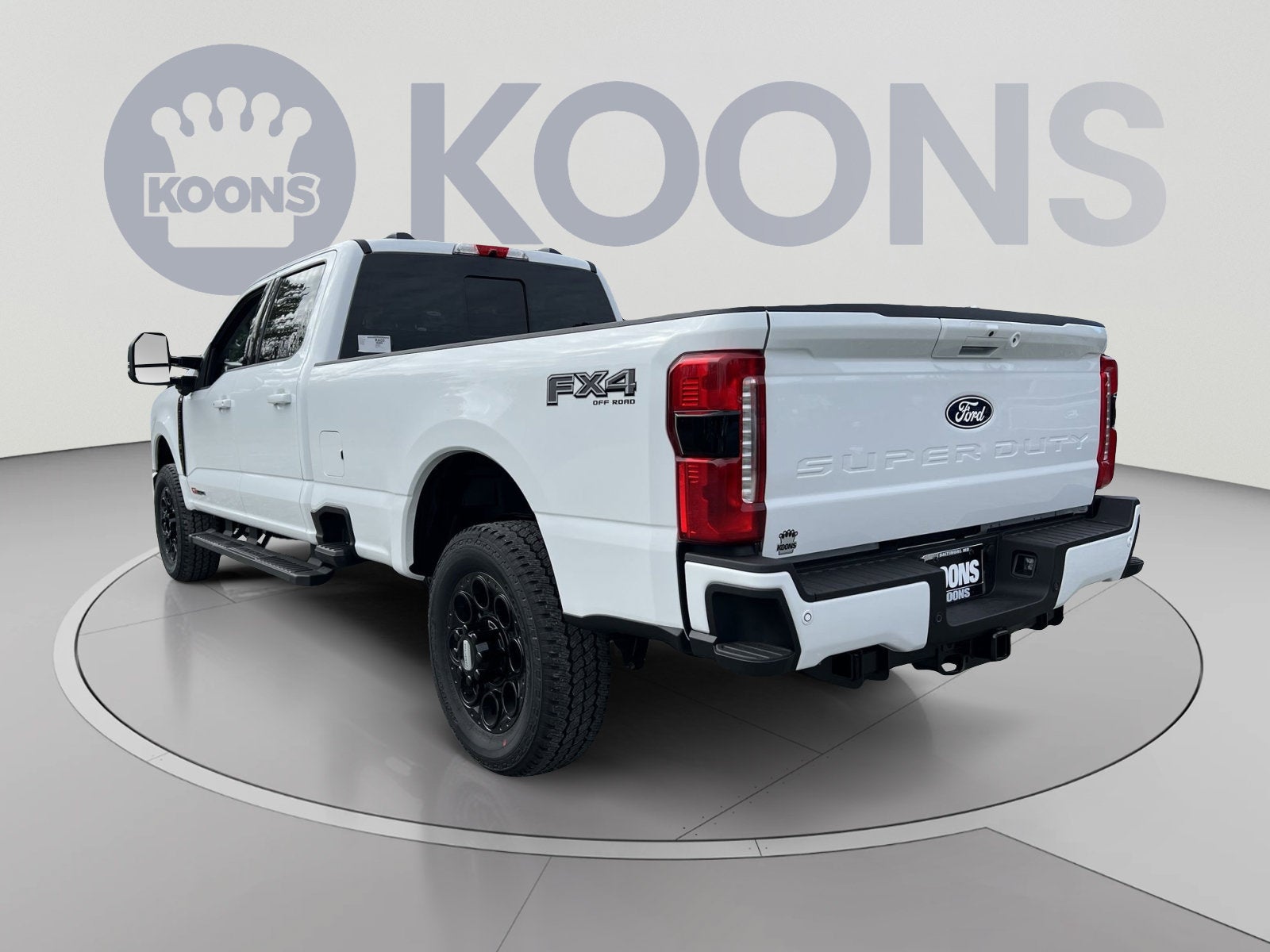 2027 Ford F-350SD XLT