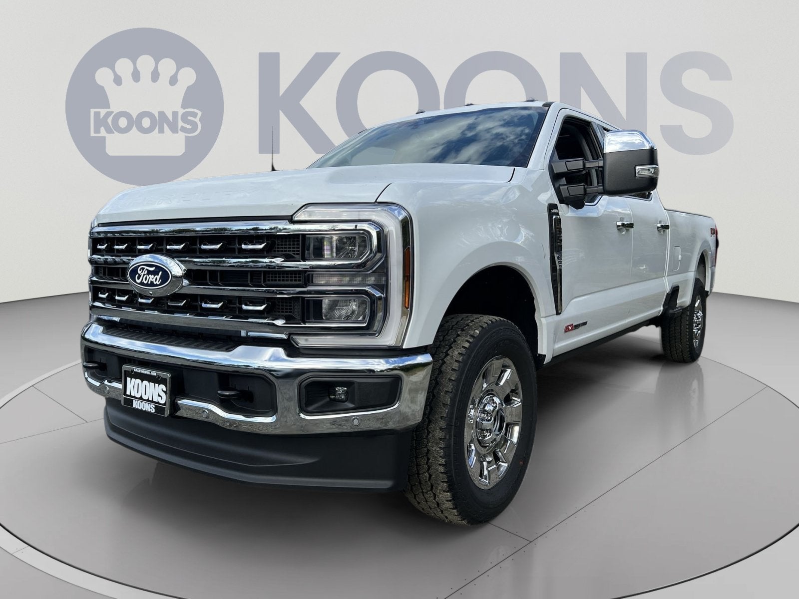 2027 Ford F-350SD Lariat