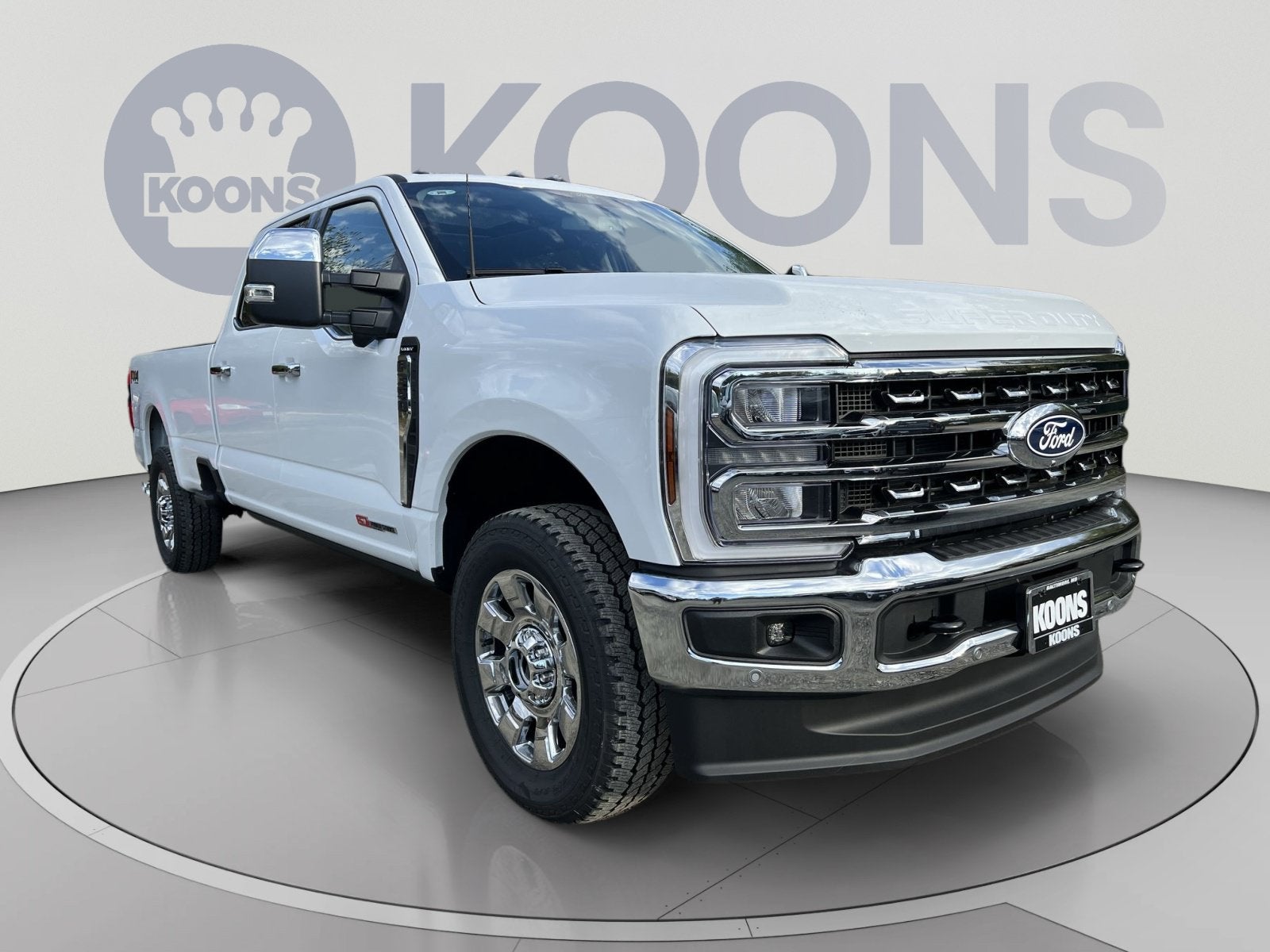 2027 Ford F-350SD Lariat