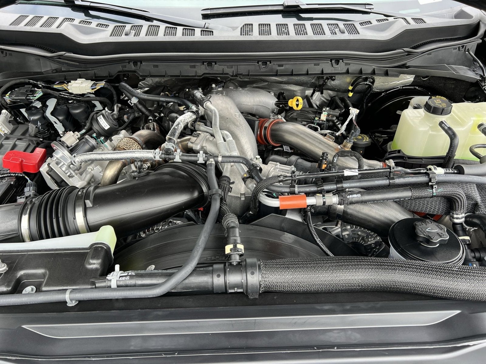 2026 Ford F-350SD Lariat