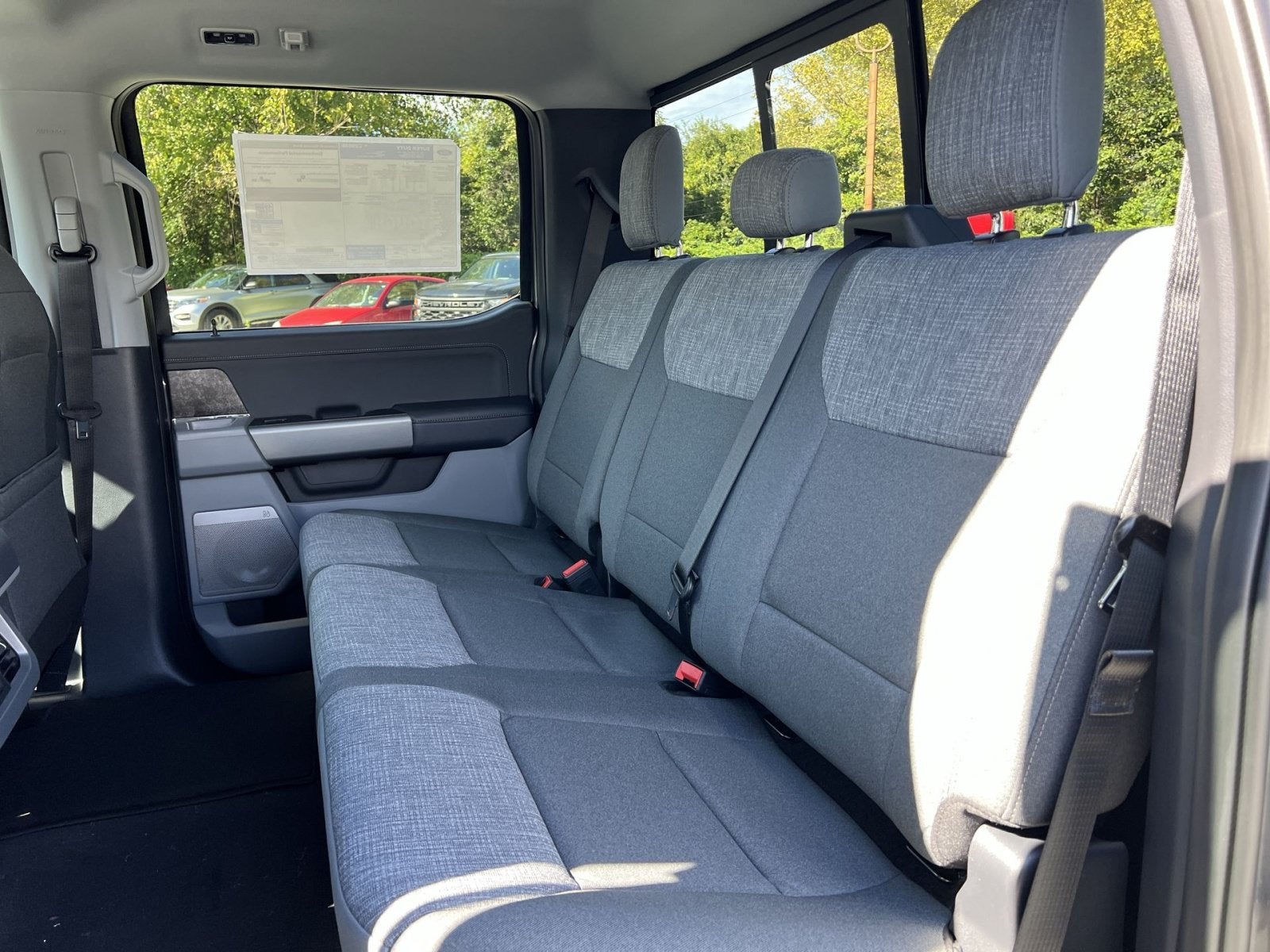 2027 Ford F-350SD XLT