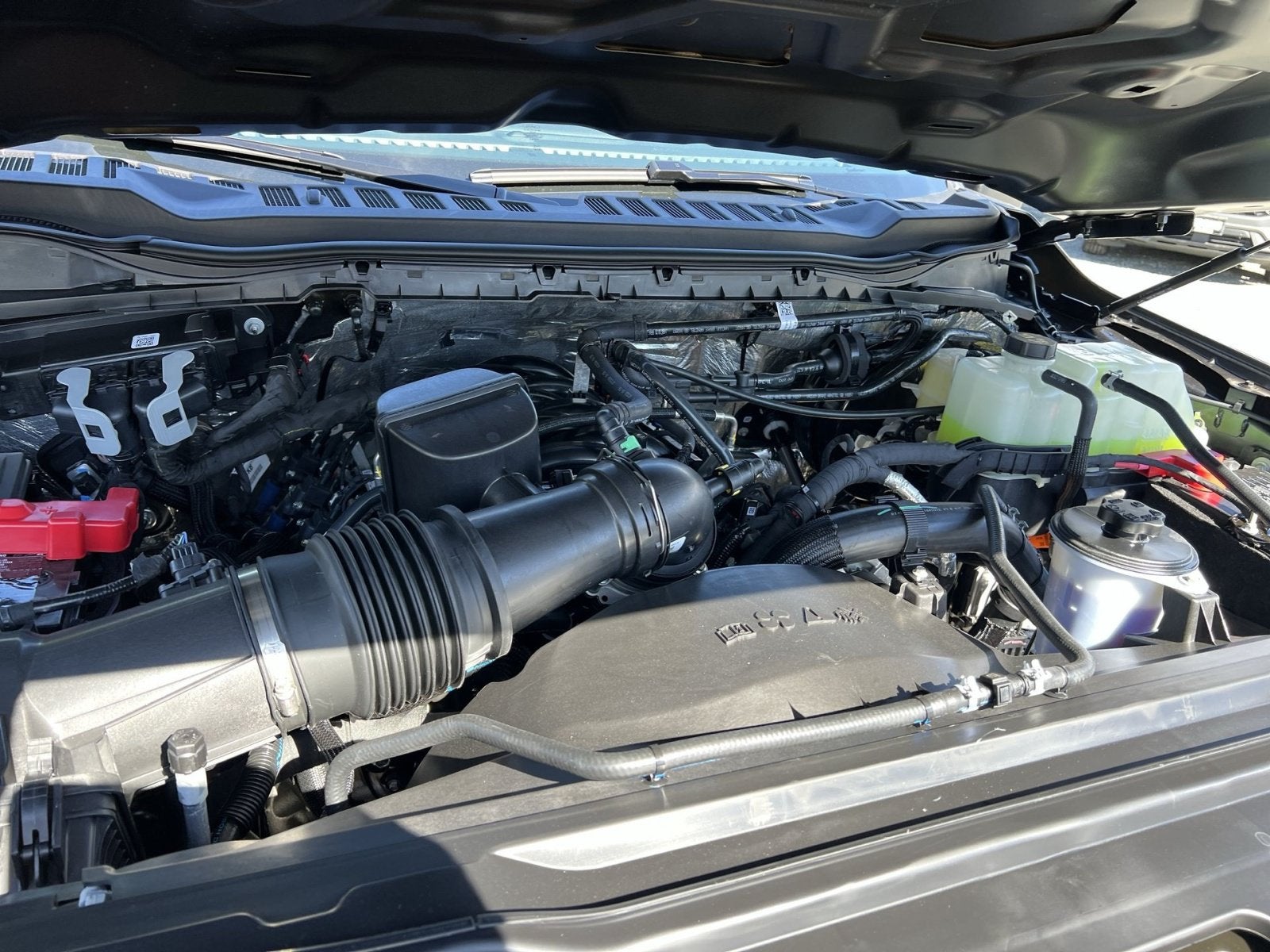 2027 Ford F-350SD XLT