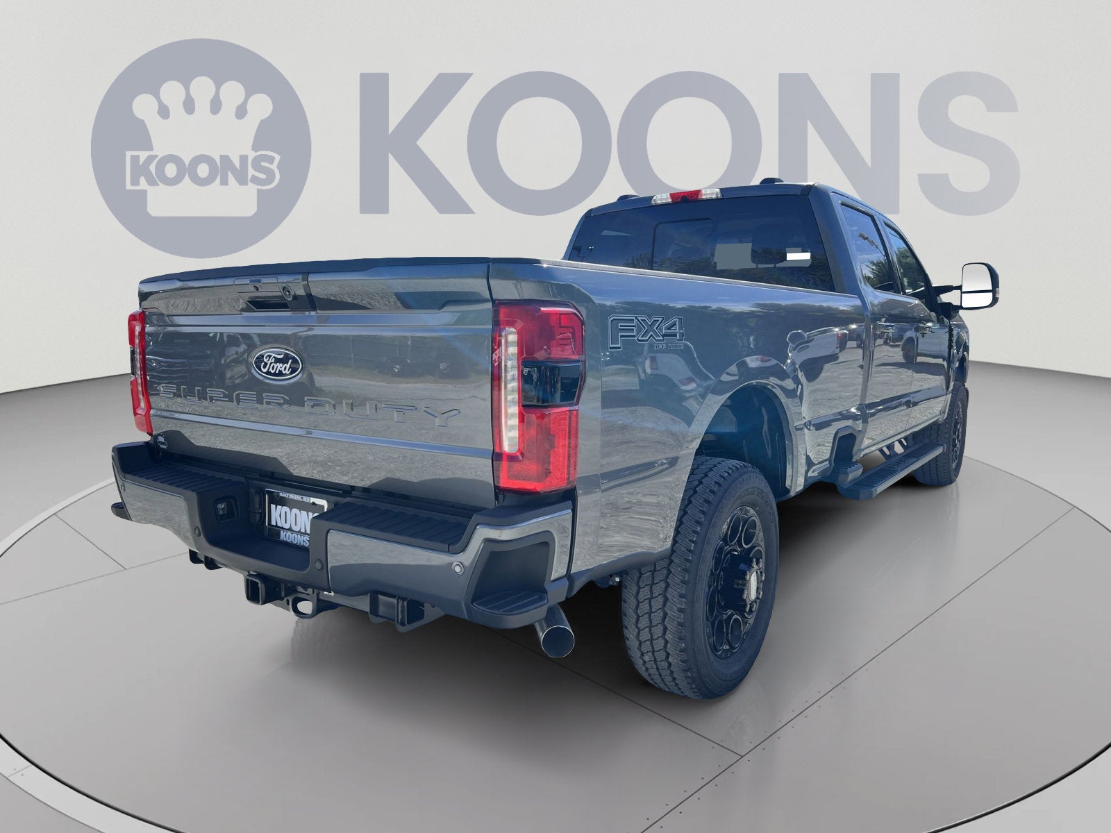 2027 Ford F-350SD XLT