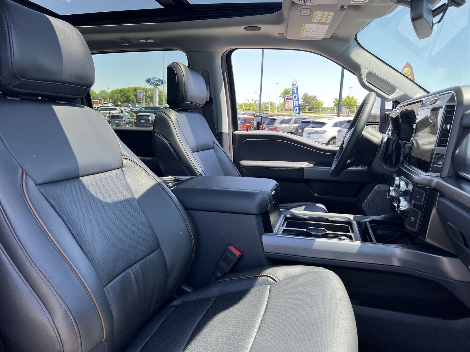 2026 Ford F-350SD Lariat