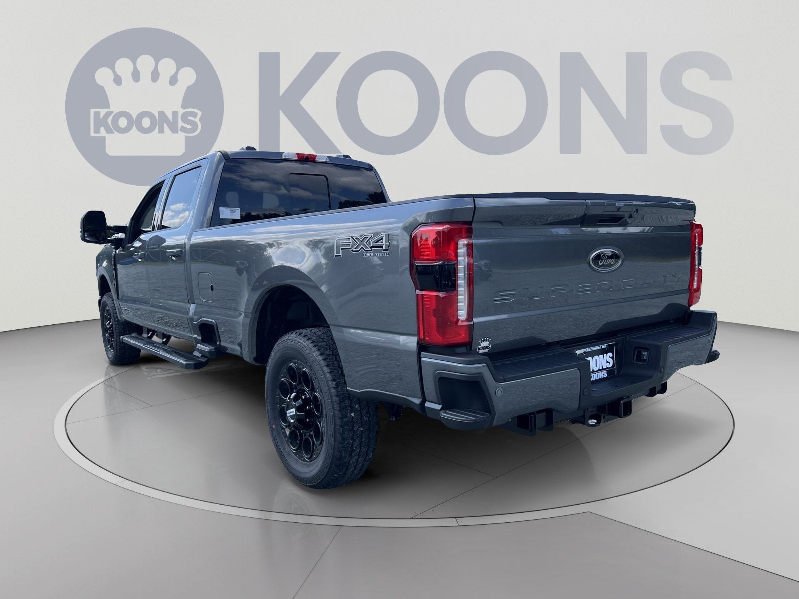 2026 Ford F-350SD Lariat