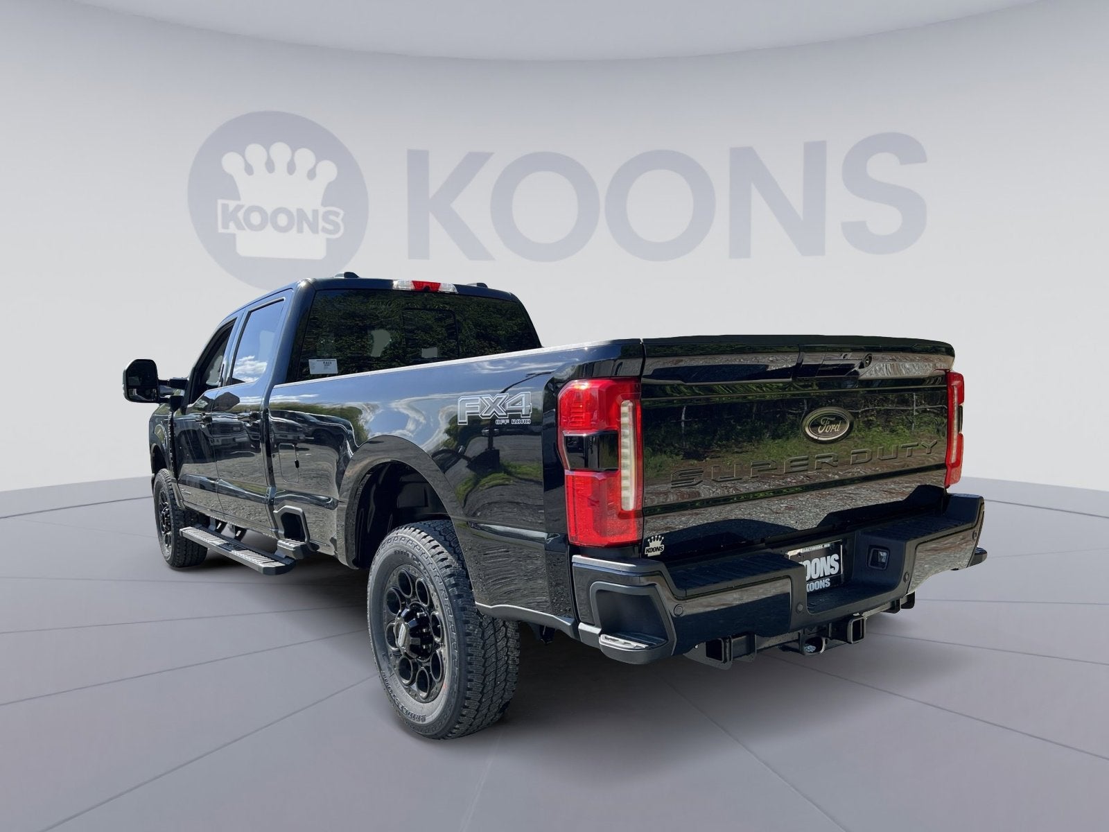 2026 Ford F-350SD Lariat