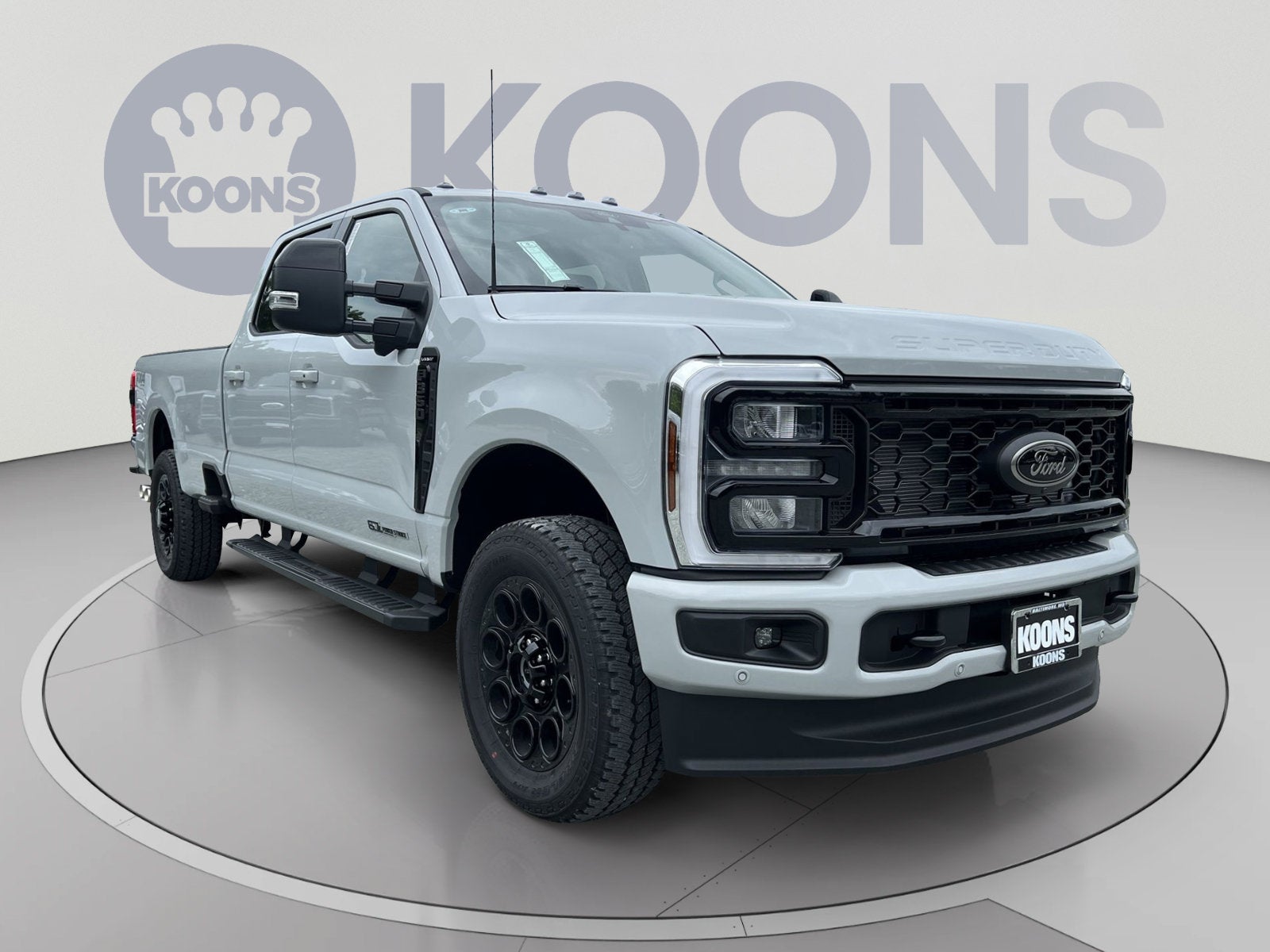 2026 Ford F-350SD Lariat