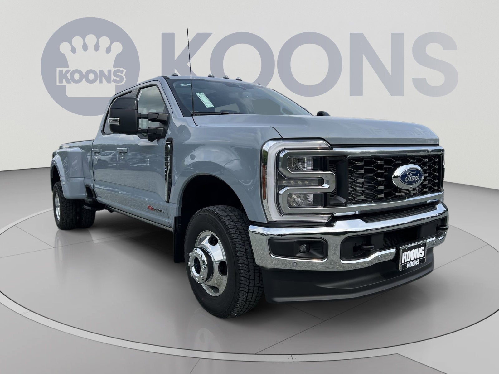 2026 Ford F-350SD Lariat
