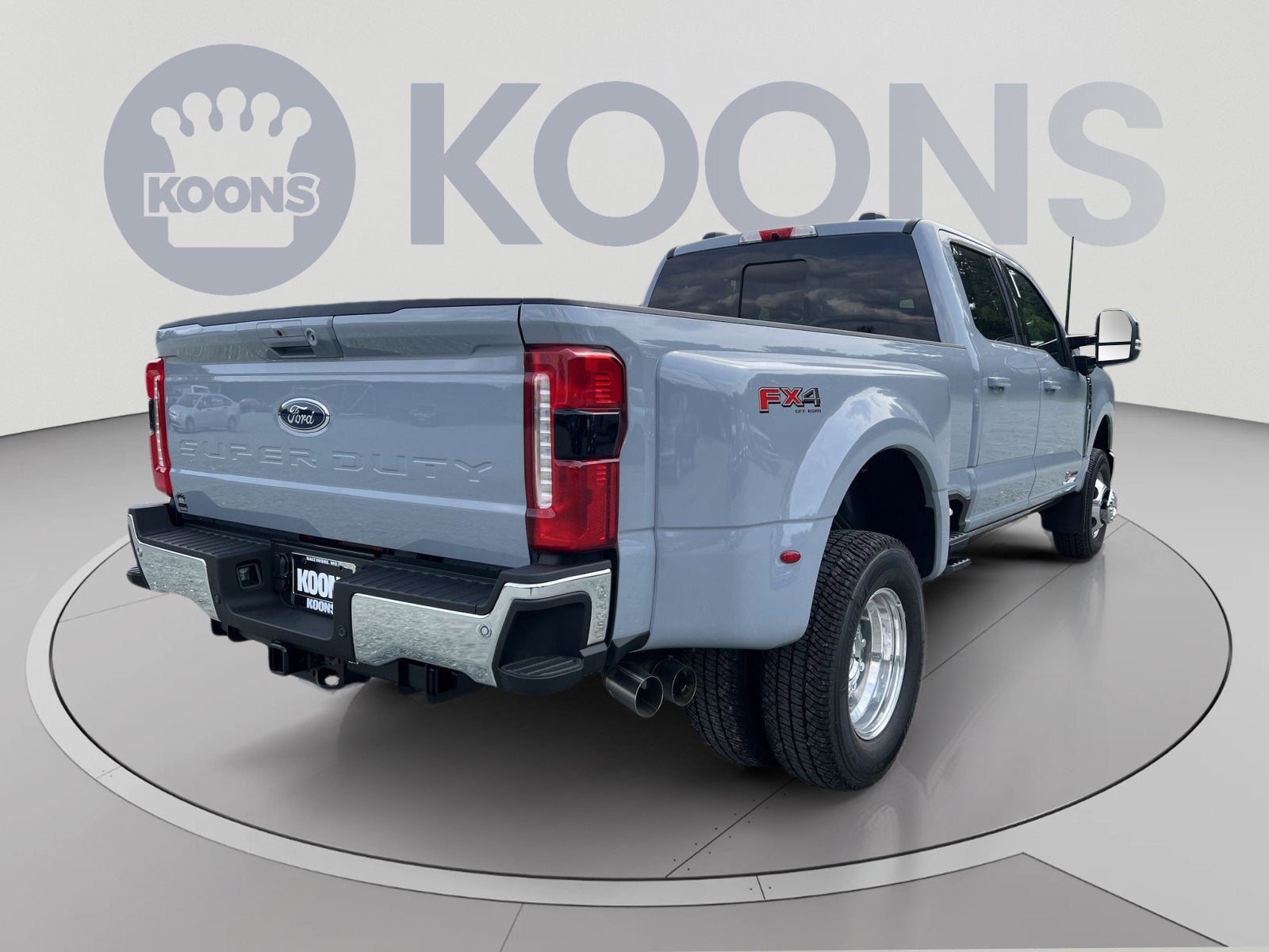 2026 Ford F-350SD Lariat