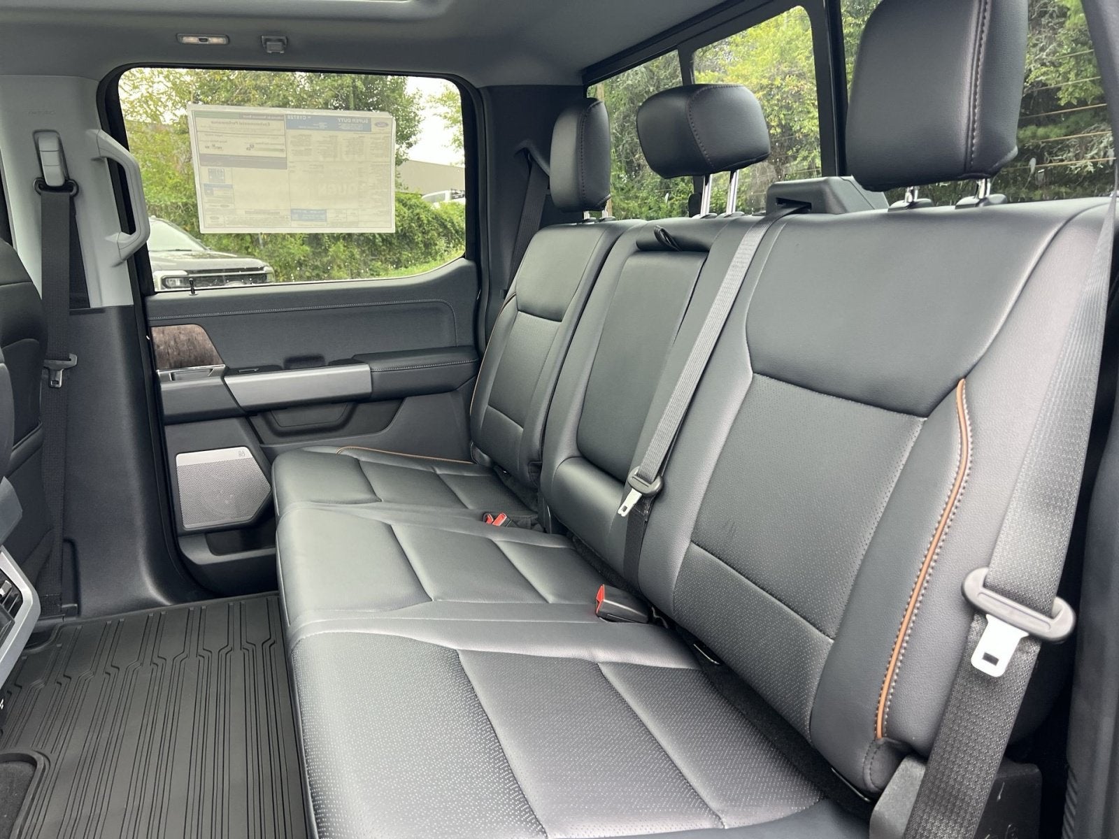 2027 Ford F-350SD Lariat