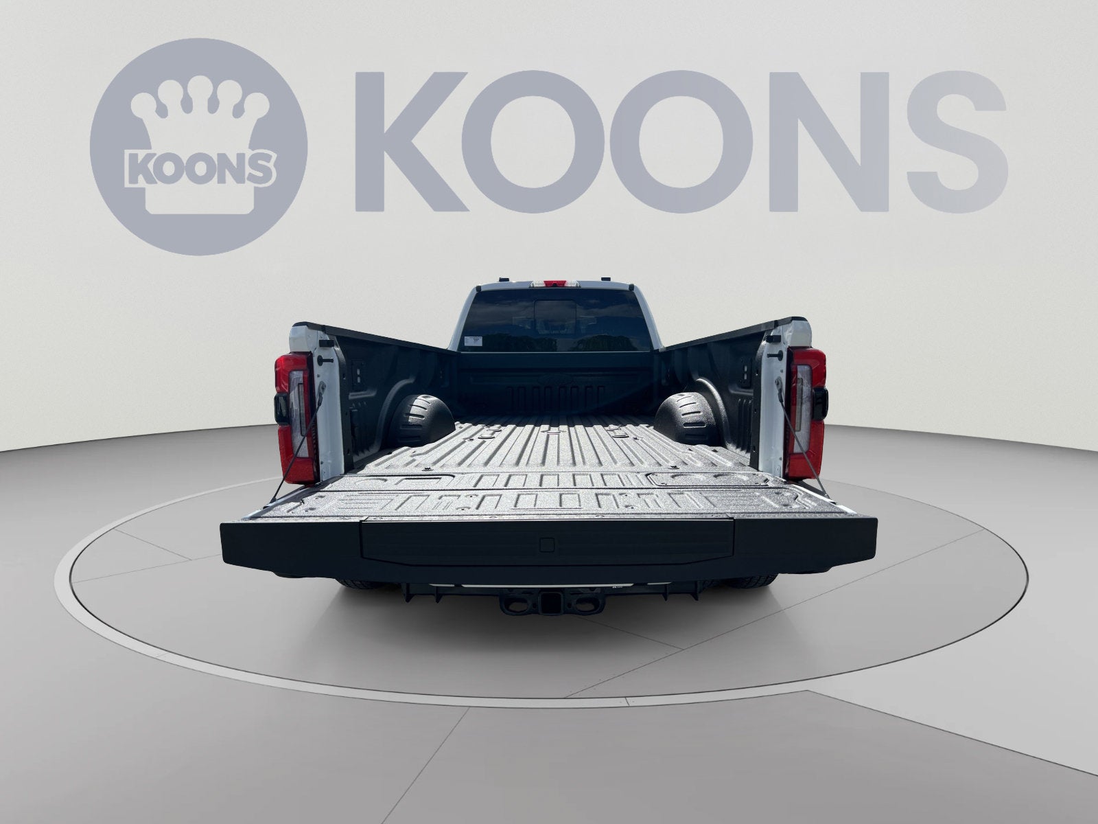 2027 Ford F-350SD Platinum