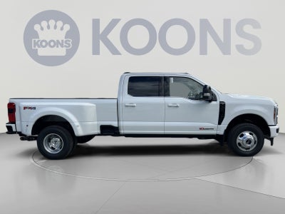 2027 Ford F-350SD Platinum