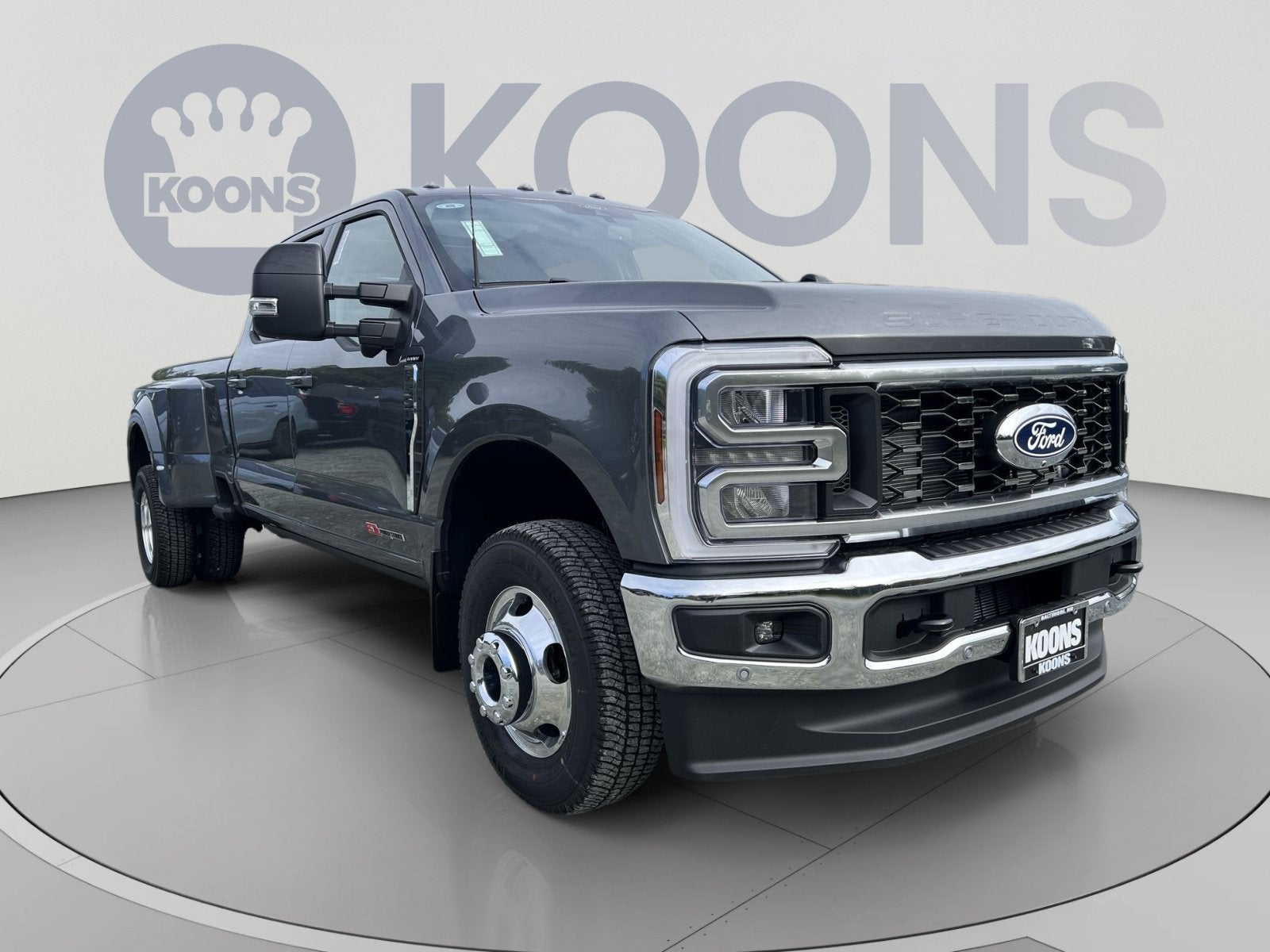 2027 Ford F-350SD Lariat