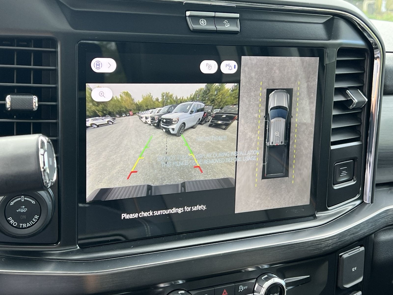 2027 Ford F-350SD Lariat