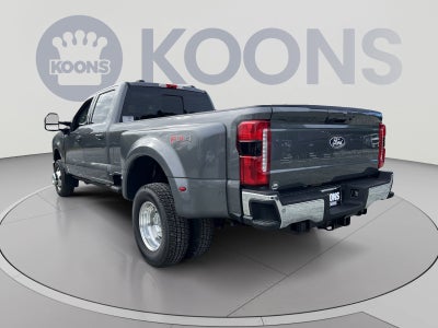 2027 Ford F-350SD Lariat
