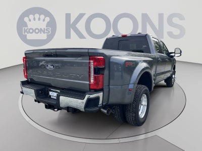 2027 Ford F-350SD Lariat