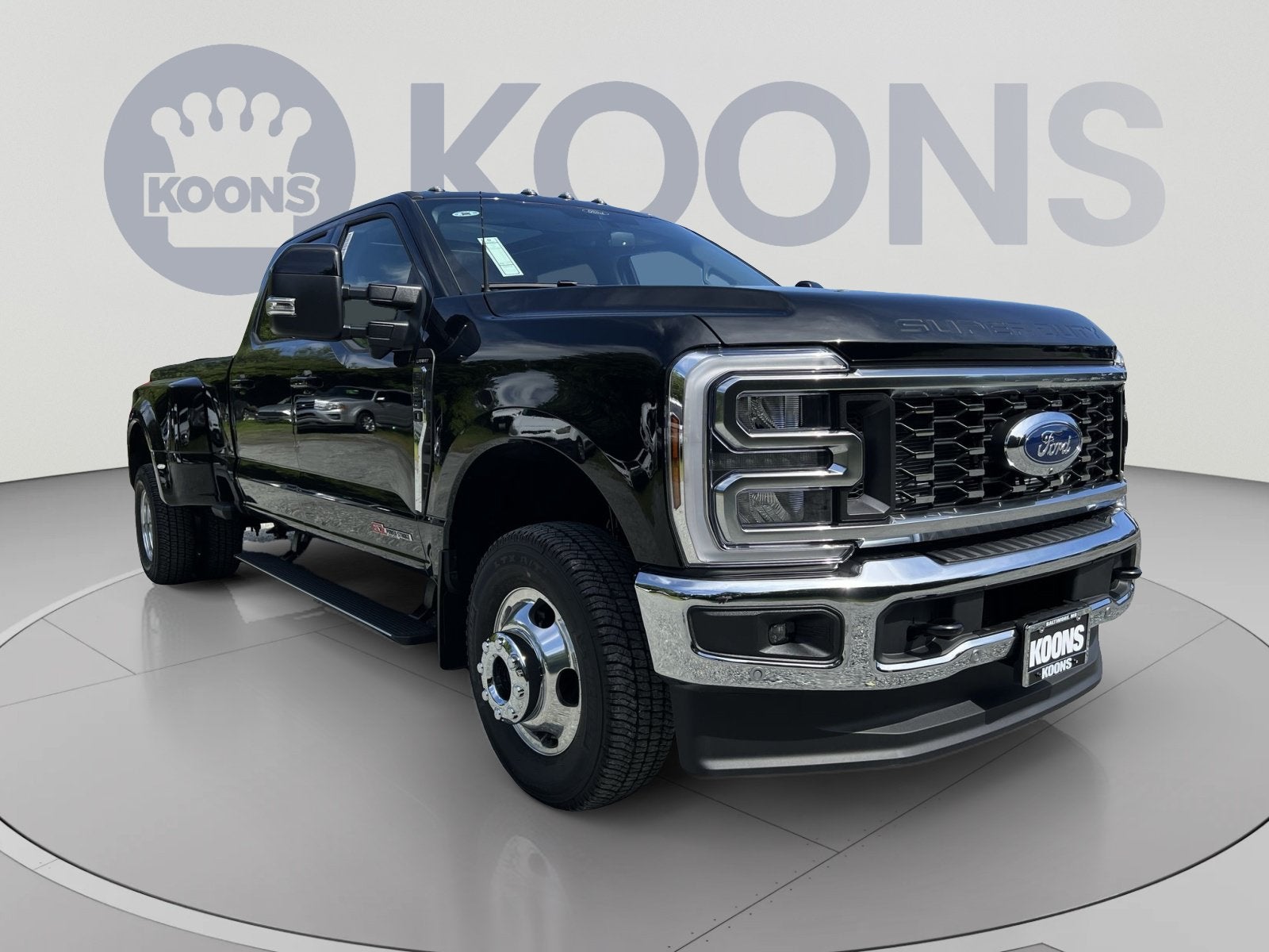 2026 Ford F-350SD Lariat