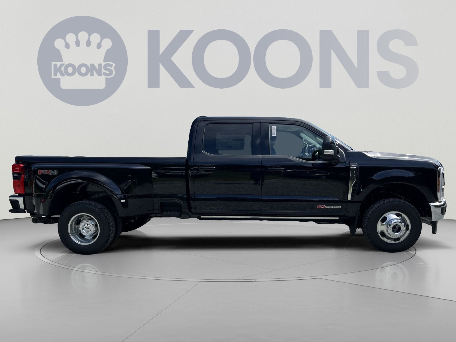 2026 Ford F-350SD Lariat