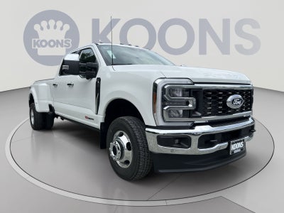 2027 Ford F-350SD Lariat