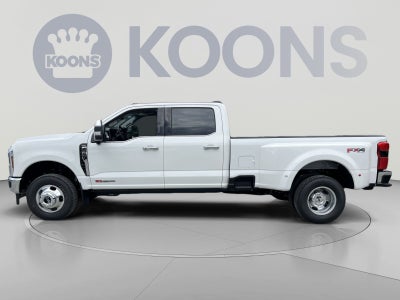 2027 Ford F-350SD Lariat