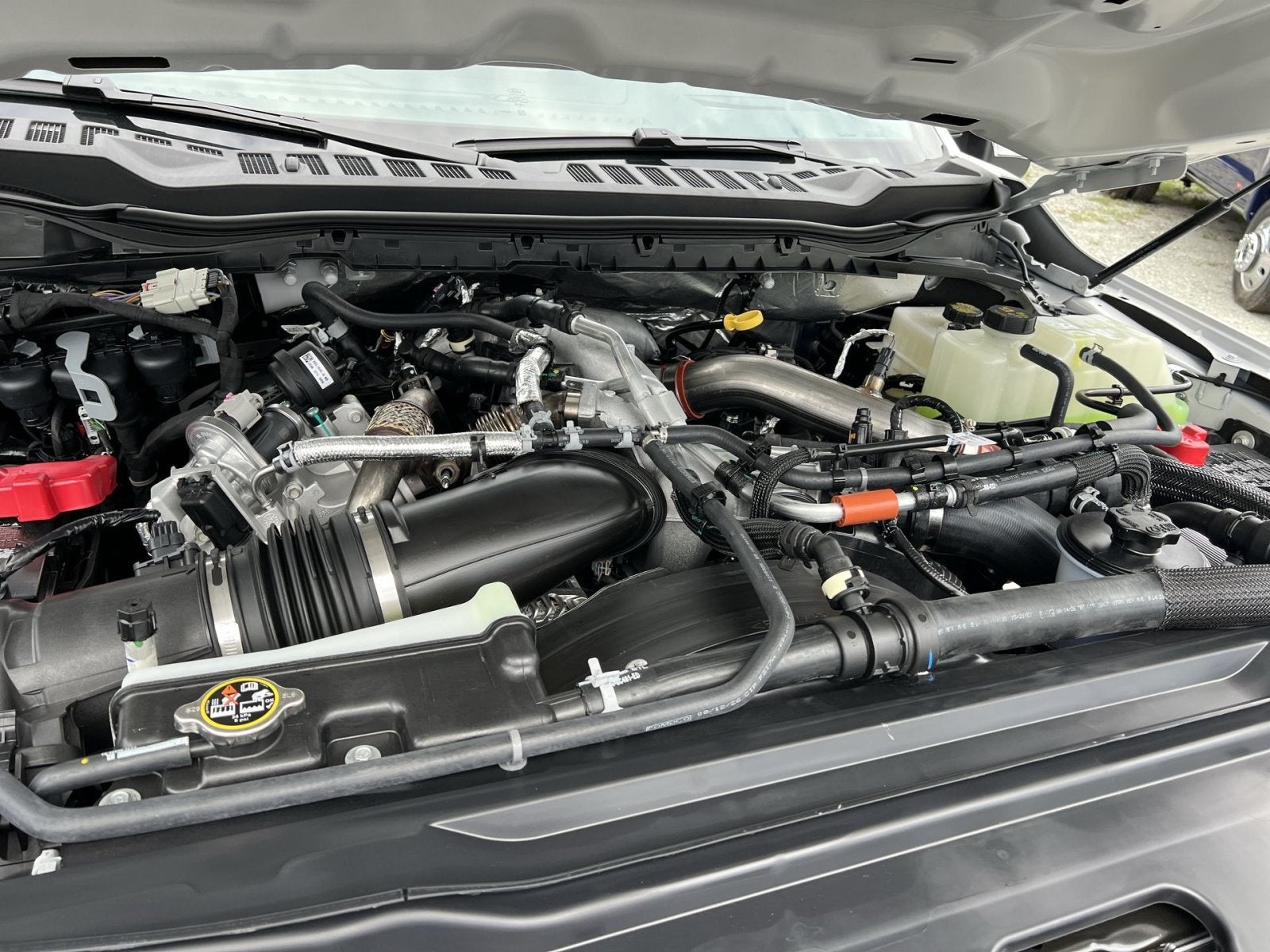 2027 Ford F-350SD Lariat
