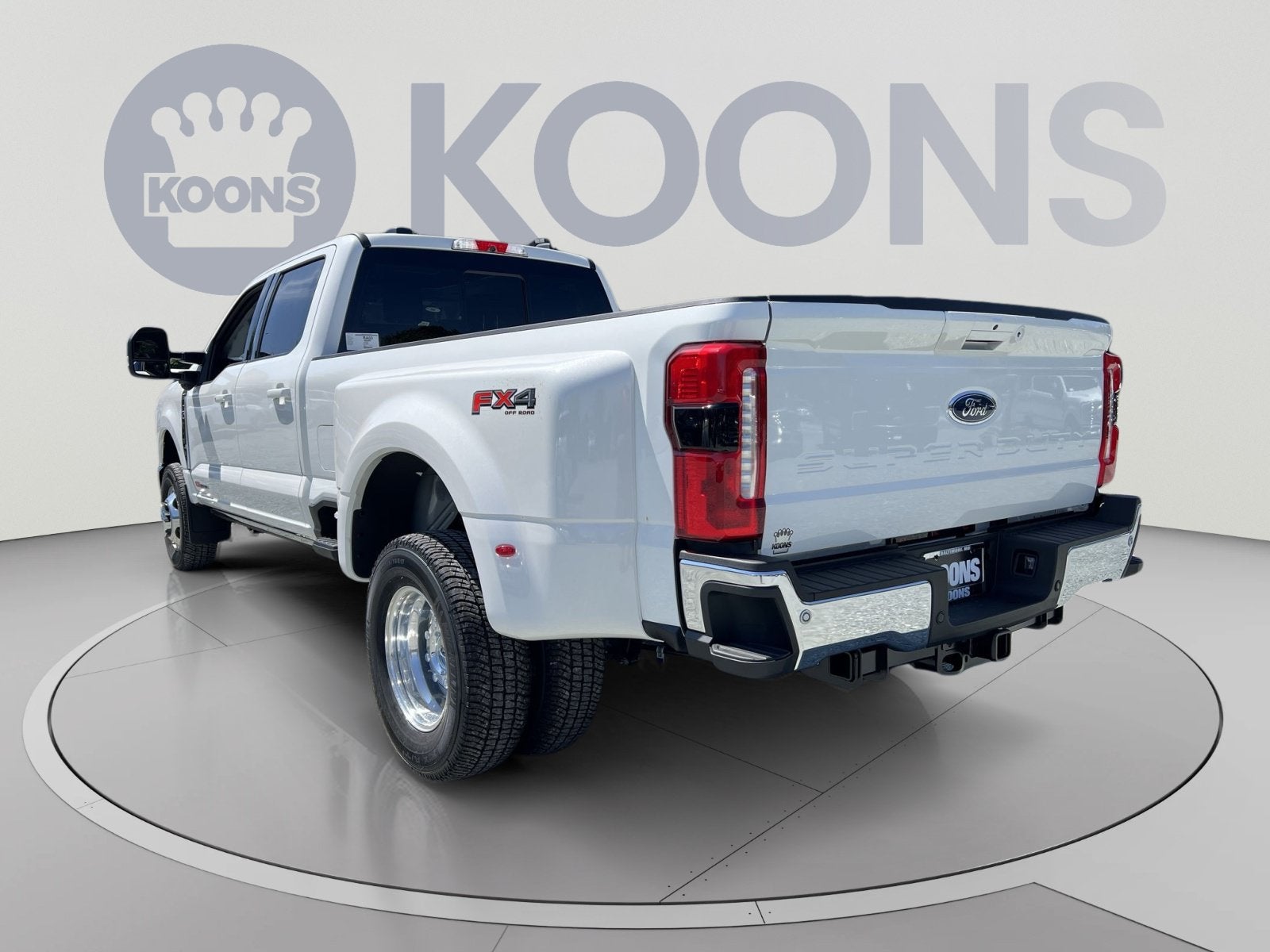 2026 Ford F-350SD Lariat