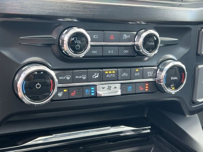 2027 Ford F-350SD Lariat