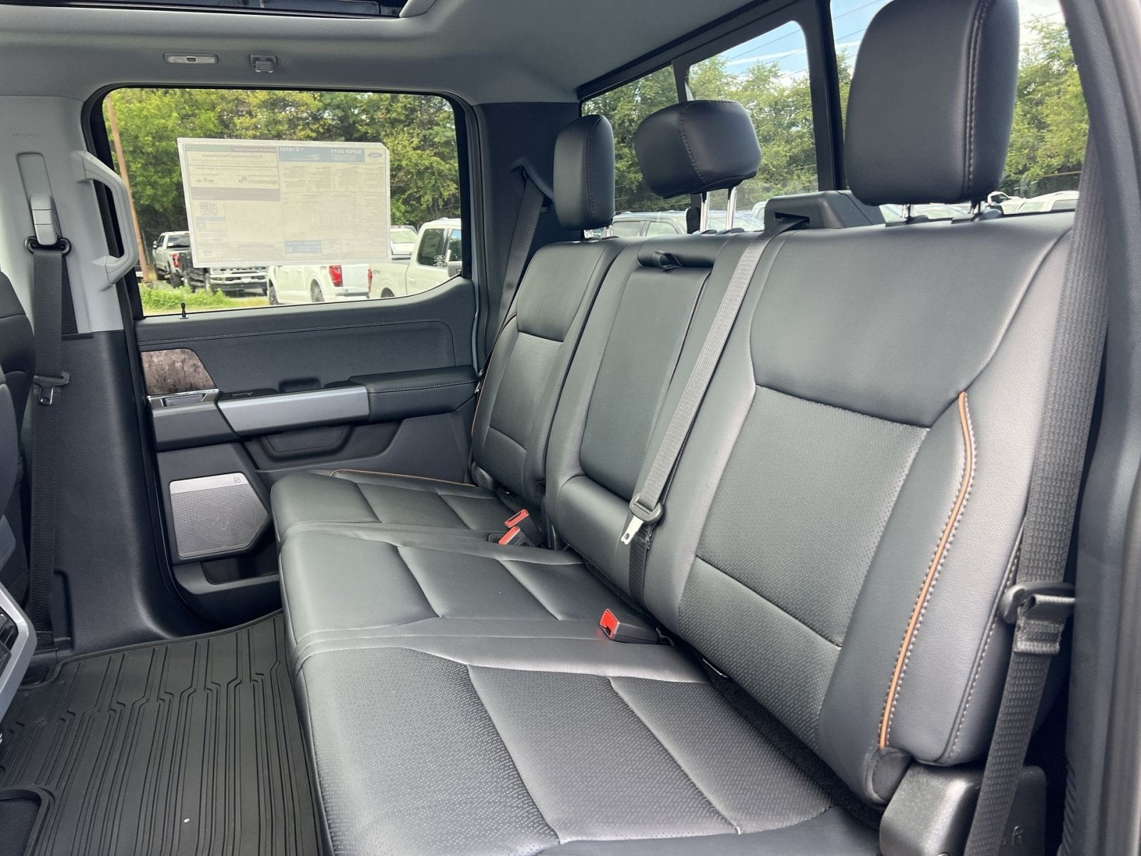 2027 Ford F-350SD Lariat